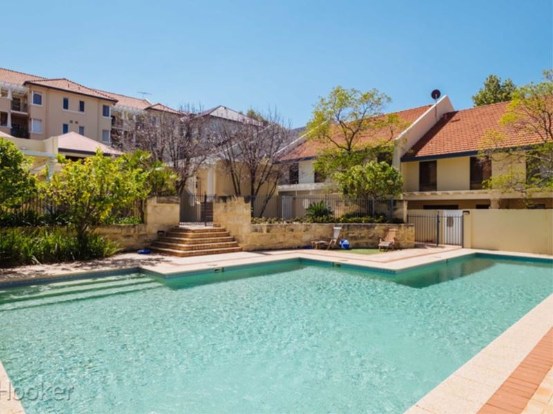 67 Henry Lawson Walk, East Perth