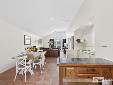 6/3 Dillon  Close, Collingwood Park WA 6330