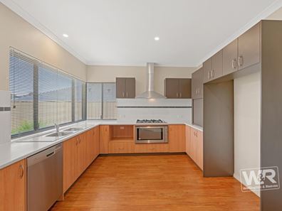 9 Teatree Way, Yakamia WA 6330