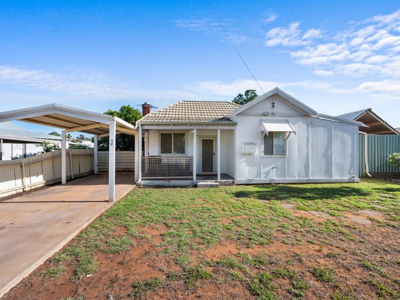 12 Buller Street, Kalgoorlie