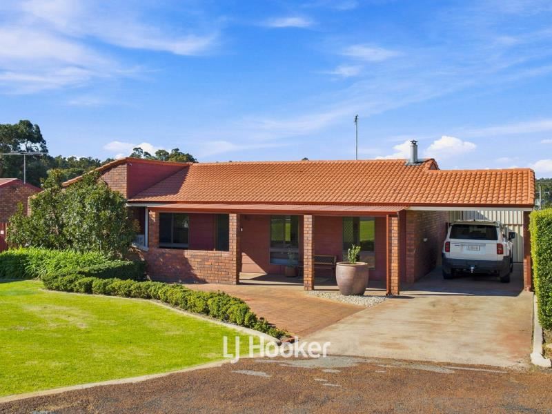 86 Swanstone Street, Collie WA 6225