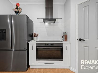 14 Grallina Way, Tapping WA 6065