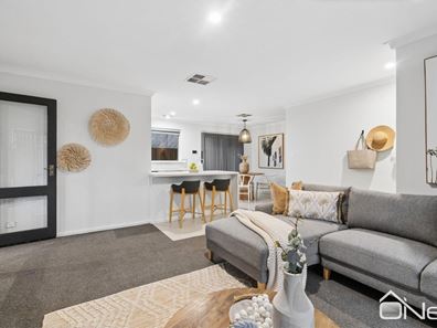 63 Parkside Drive, Thornlie WA 6108