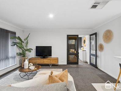 63 Parkside Drive, Thornlie WA 6108
