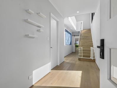 31b Kent St, Victoria Park WA 6100