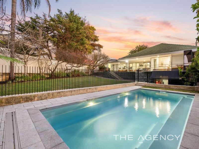 4 Glengariff Drive, Floreat