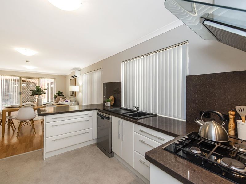 1/31 RENWICK STREET, South Perth WA 6151