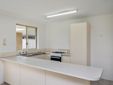 14 Butcherbird Place, Broadwater WA 6280