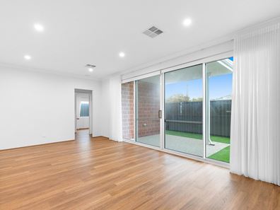 38 Nadilo Drive, Spearwood WA 6163
