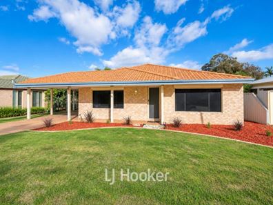 66 Winthrop Avenue, College Grove WA 6230