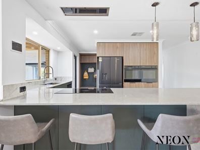 8 Sorell Way, Atwell WA 6164