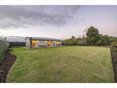 9 Alwoodley Terrace, Dunsborough WA 6281