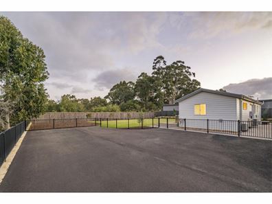 9 Alwoodley Terrace, Dunsborough WA 6281