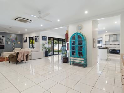 20 Treetop Crescent, Nickol WA 6714