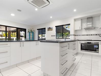 20 Treetop Crescent, Nickol WA 6714