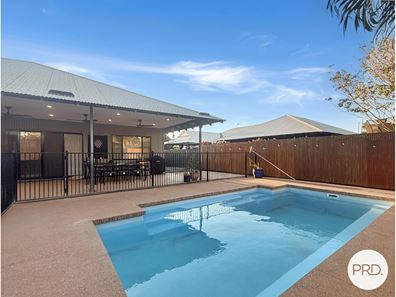 16 Bettong Bend, Baynton WA 6714