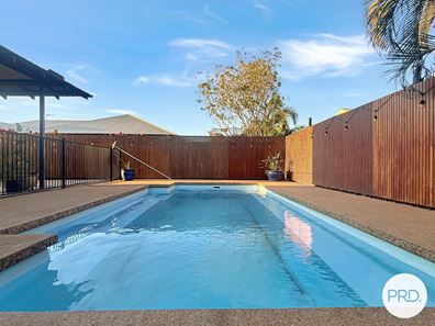 16 Bettong Bend, Baynton WA 6714