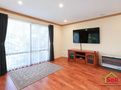 67 Frond Circuit, Banksia Grove WA 6031
