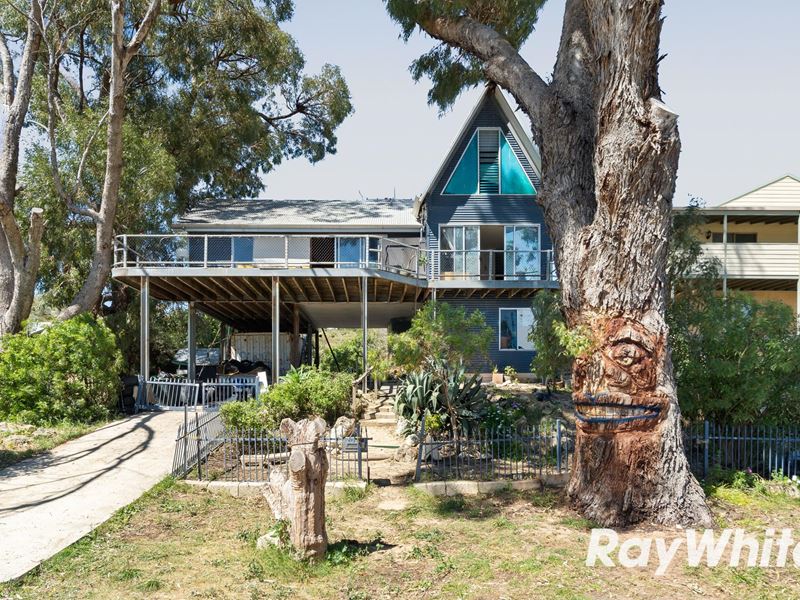 40 Minderoo Crescent, Golden Bay WA 6174