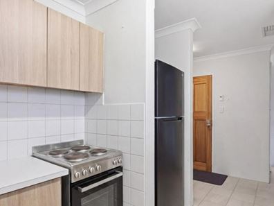 2 Casey Court, Kingsley WA 6026