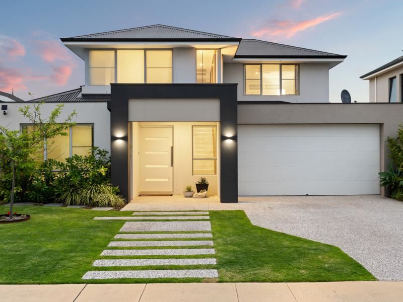 58 Blackpool Promenade, Iluka