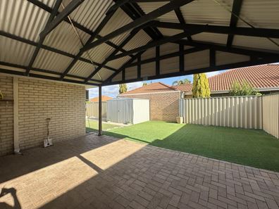 26 Bopeechee Way, Port Kennedy WA 6172
