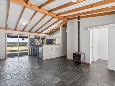 1740 Needham Road, Wooroloo WA 6558