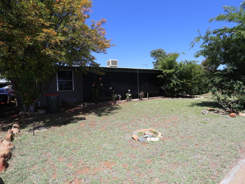 31 Hakea St, Kambalda West WA 6442