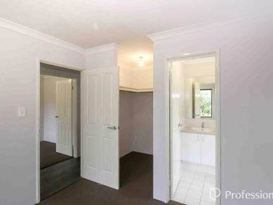 3 BANDICOOT PLACE, Brookdale WA 6112