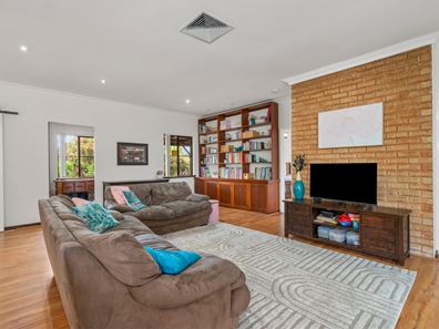 62 Shaw Street, West Lamington WA 6430