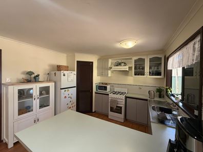 37 Johnstone Street, Boddington WA 6390