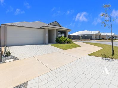 30 Edenvale Drive, Hilbert WA 6112