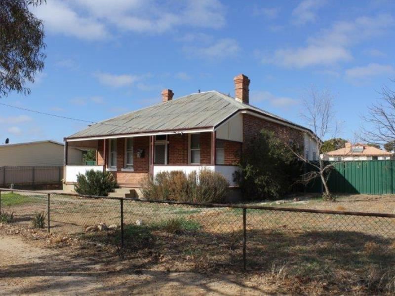 29 Kitchener Road, Merredin