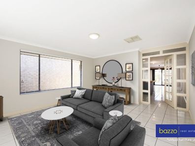 4 Sorrento Turn, Ellenbrook WA 6069