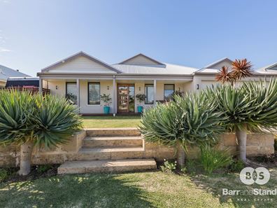 25 Naroona Drive, Dalyellup WA 6230