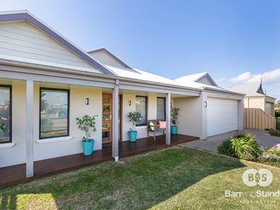 25 Naroona Drive, Dalyellup WA 6230