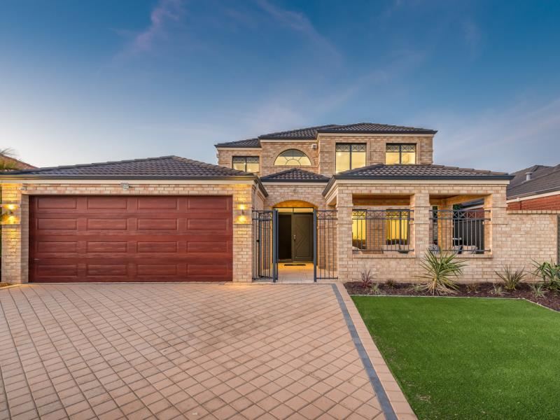 5 Boynton Gardens, Iluka WA 6028