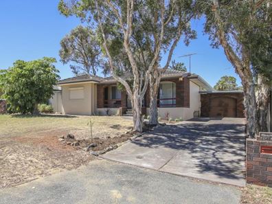 30 Harford Way, Girrawheen WA 6064