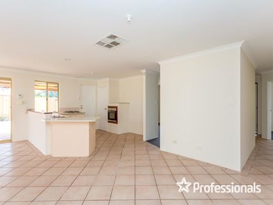 6 Irma Cl, Huntingdale WA 6110