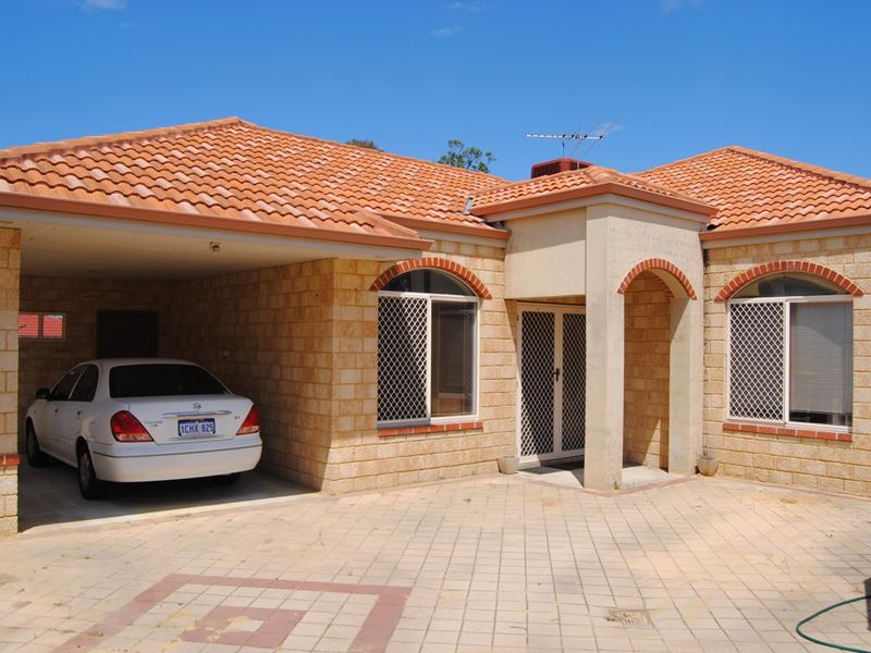 24a Spring Road, Thornlie WA 6108