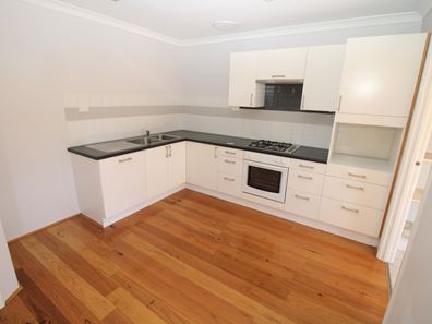 33 Eastland St, Dianella WA 6059