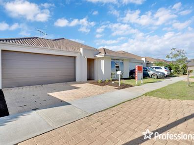 22 Northwood Loop, Thornlie WA 6108