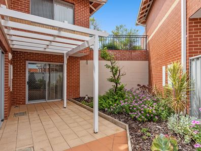 25/84 Collick Street, Hilton WA 6163