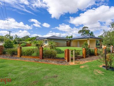 1 Rambures Way, Hamilton Hill WA 6163