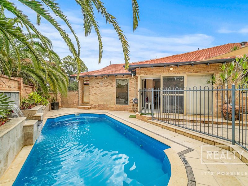 11 Landor  Gardens, Woodvale