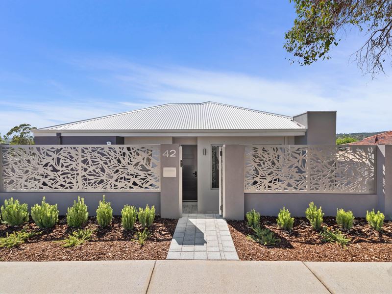 42 Weld Road, Swan View WA 6056