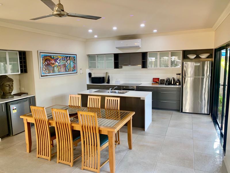 17/14 Millington Road, Cable Beach
