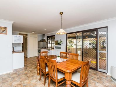 5 Westerly Crescent, Heathridge WA 6027