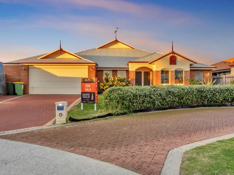 17 Carissa Turn, Halls Head WA 6210