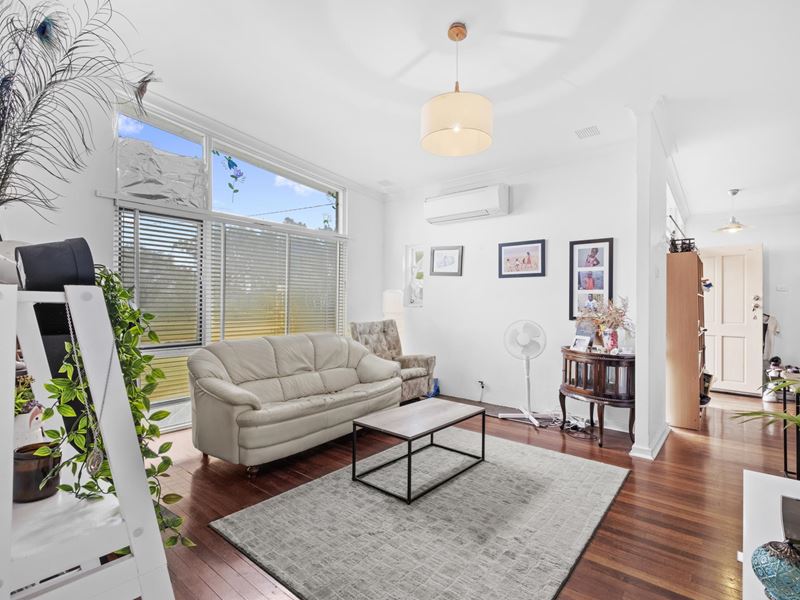 4 Woodford Road, Lynwood